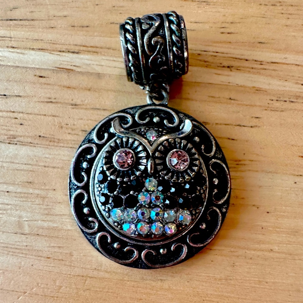 Pretty Owl Pendant